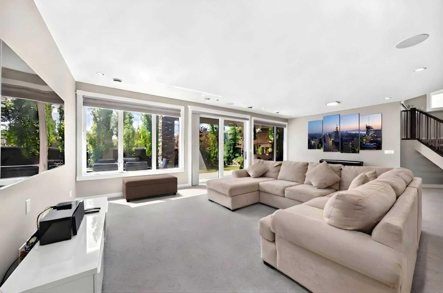 33 Aspen Summit Circle SW