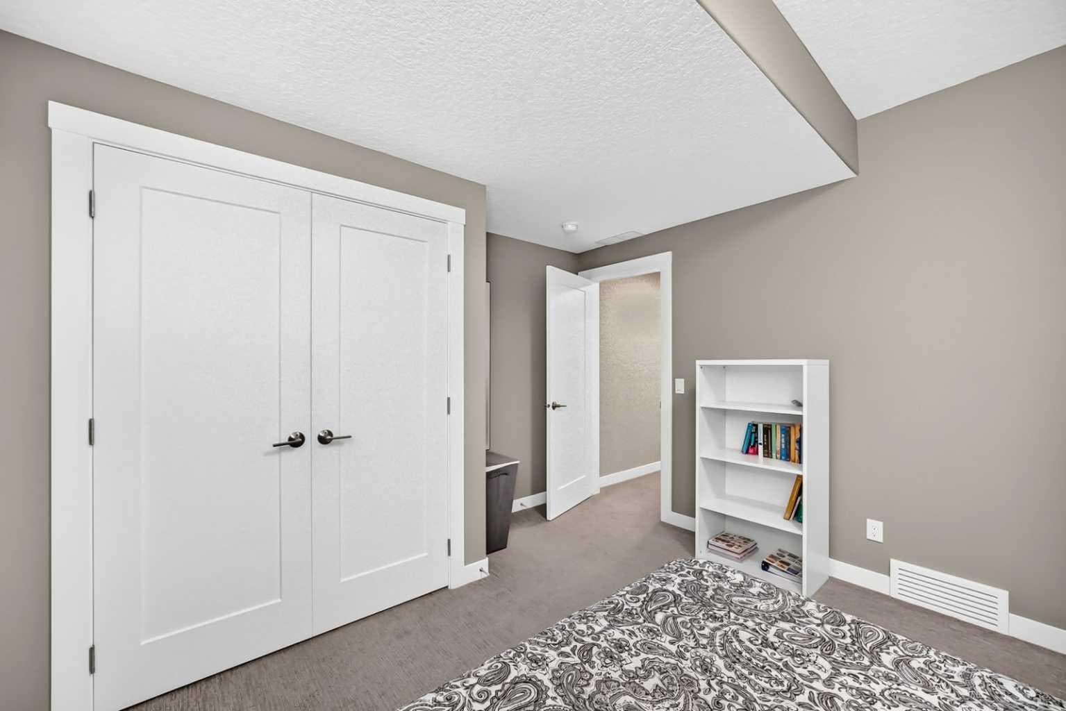 33 Aspen Summit Circle SW