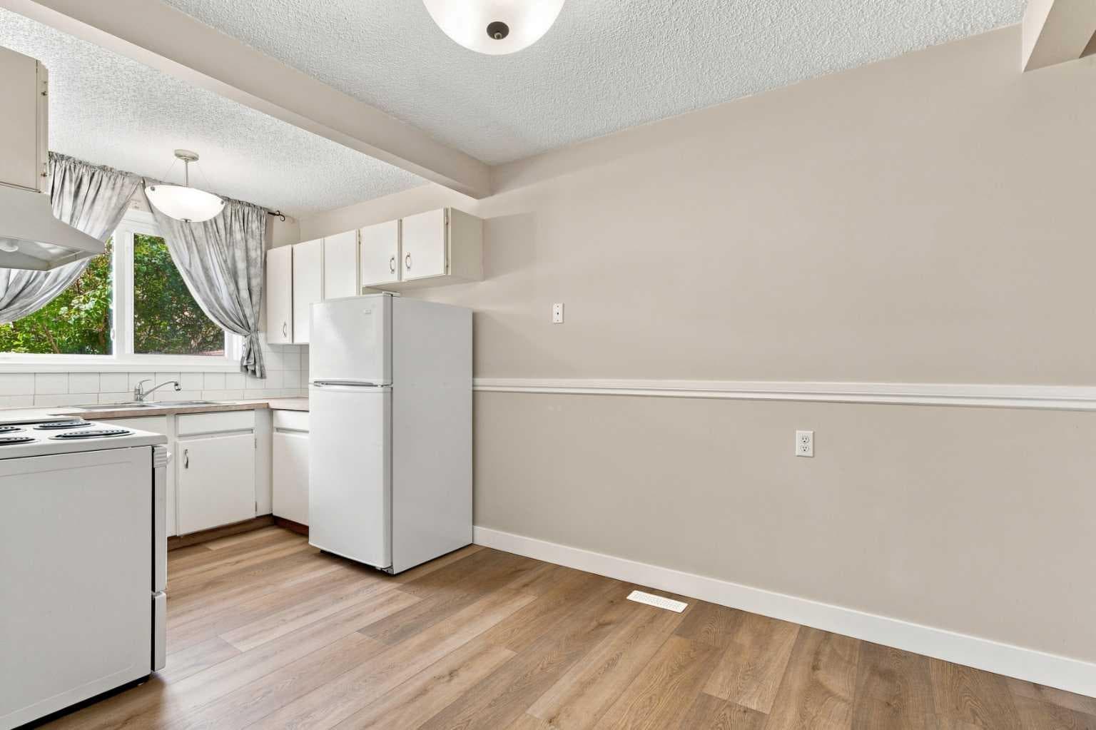 35, 740 Bracewood Drive SW