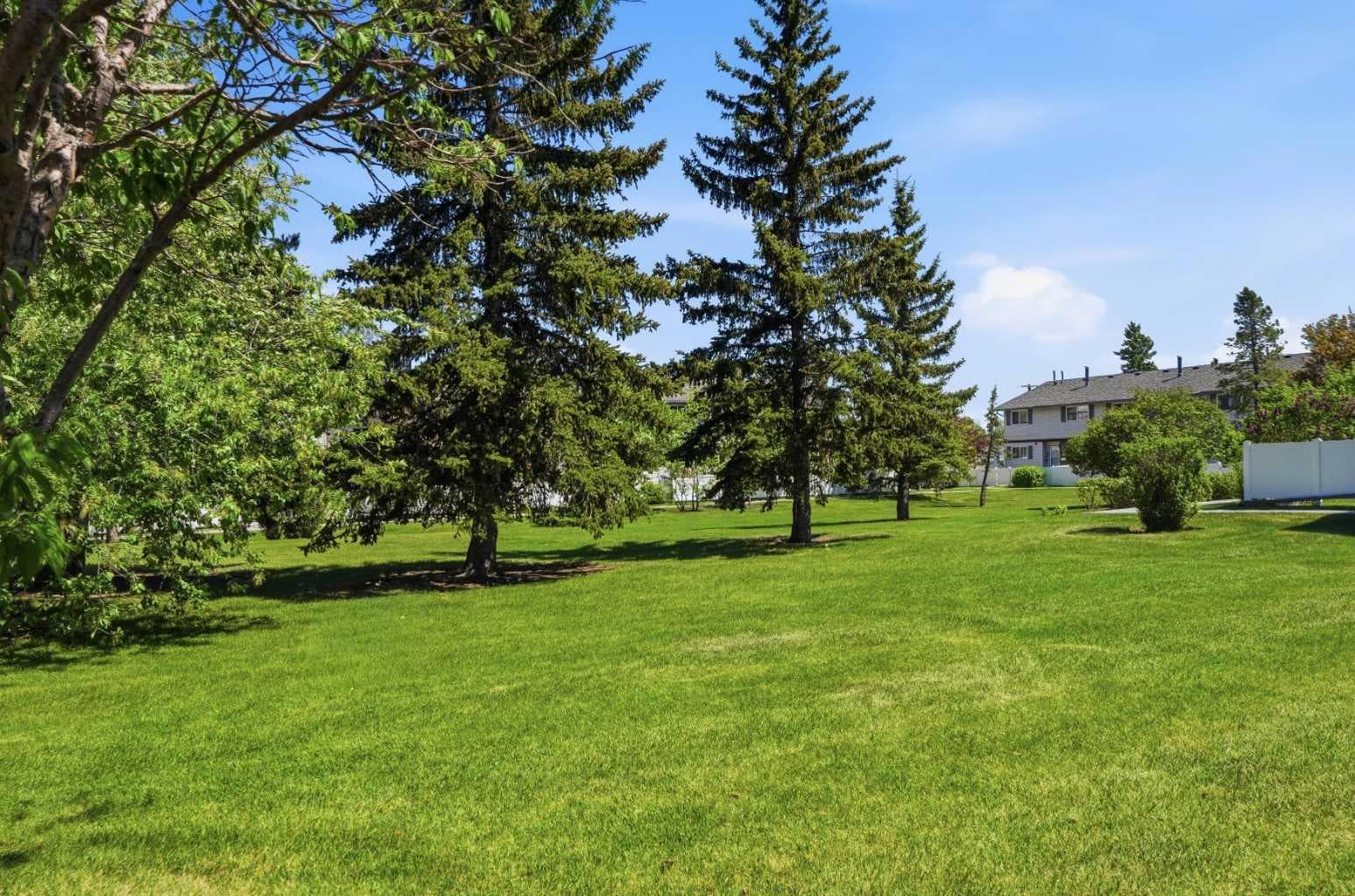 35, 740 Bracewood Drive SW
