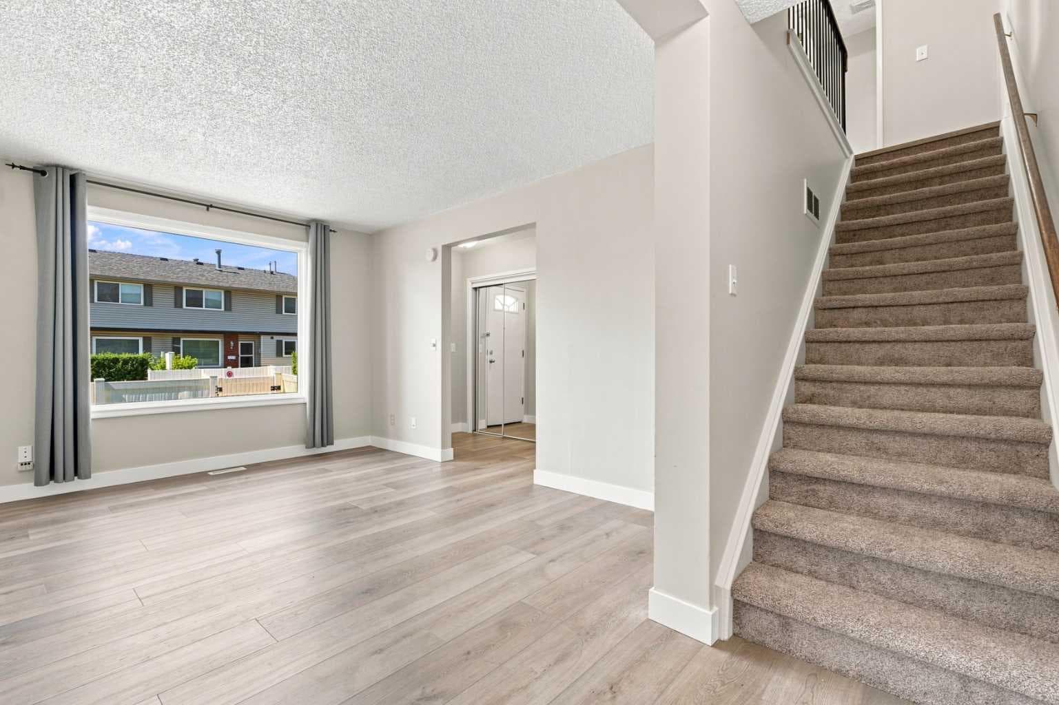 35, 740 Bracewood Drive SW