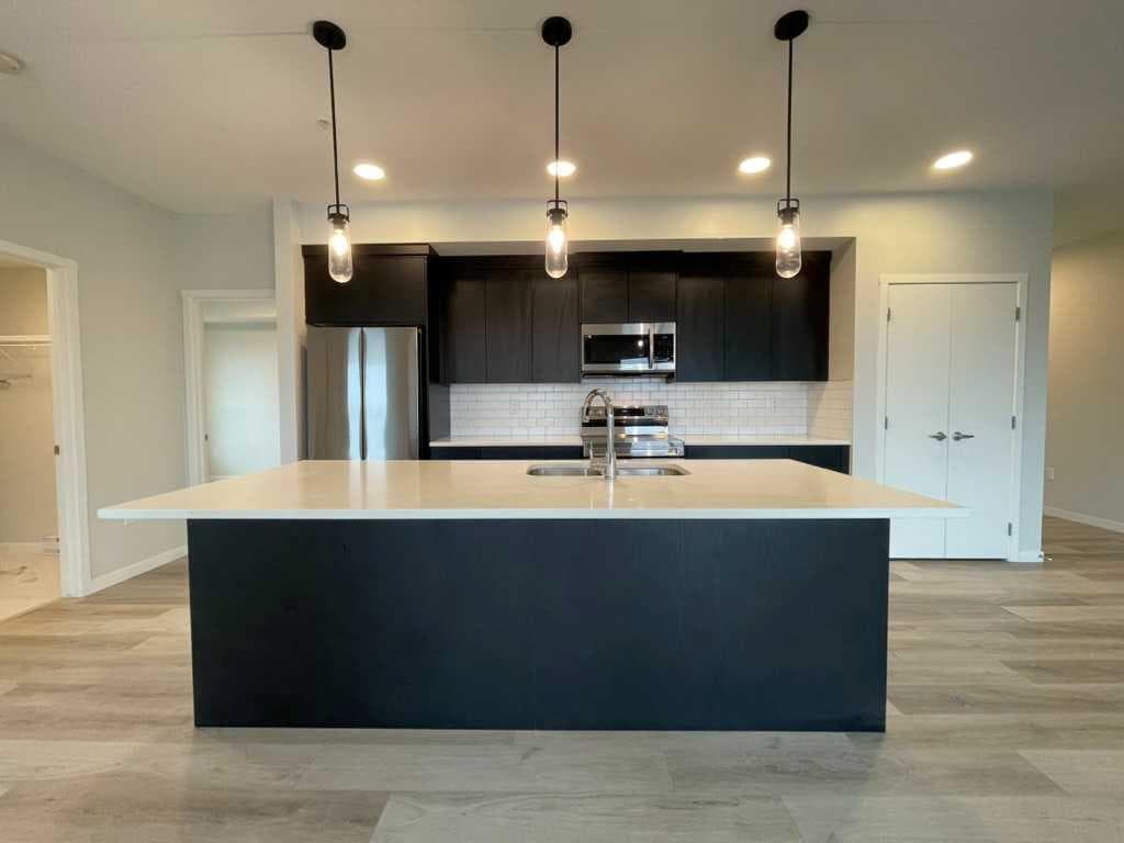 2304, 42 Cranbrook Gardens SE