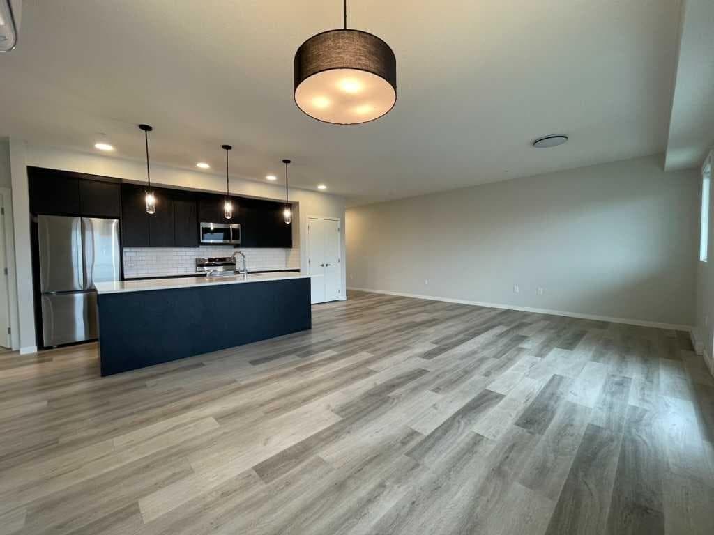 2304, 42 Cranbrook Gardens SE