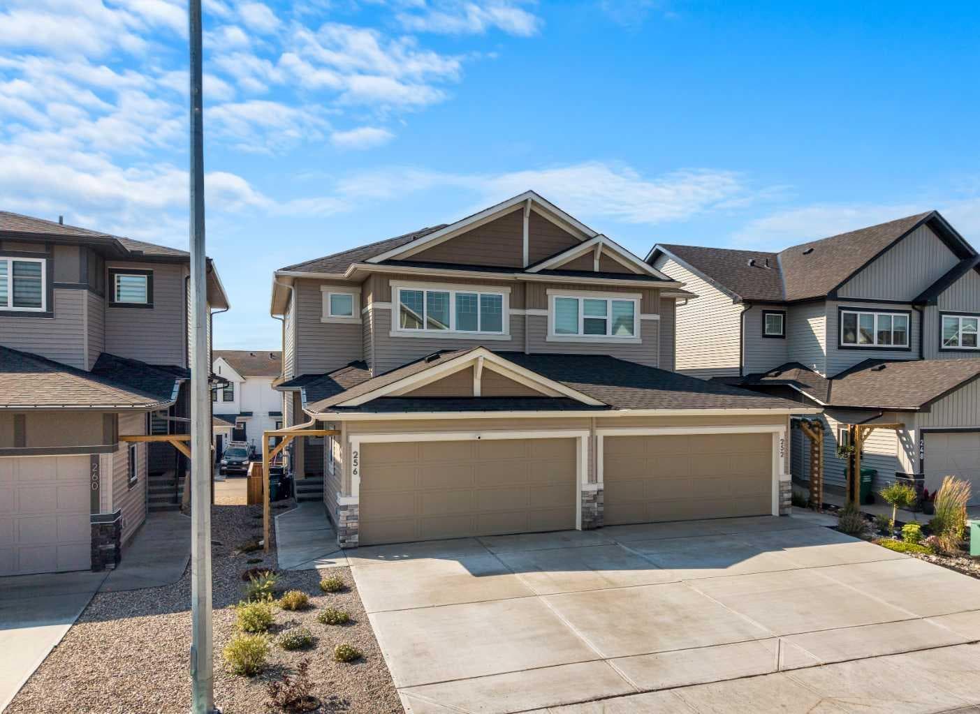 256 Heritage Heights 