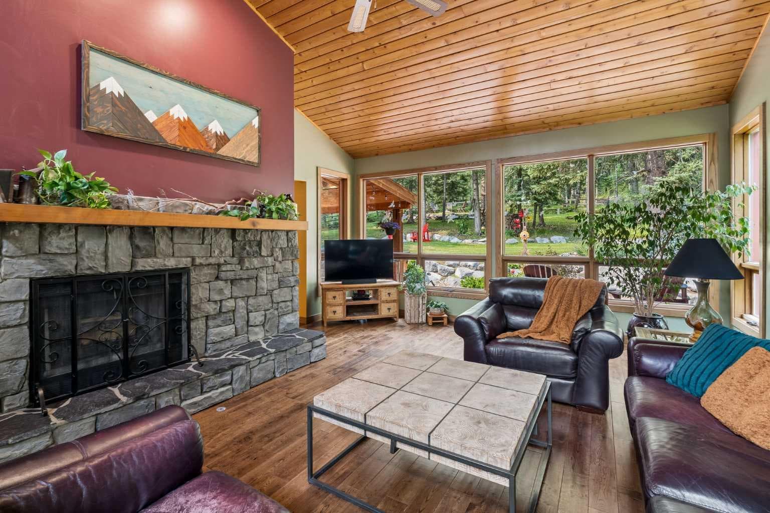 226 Mountain Lion Drive 