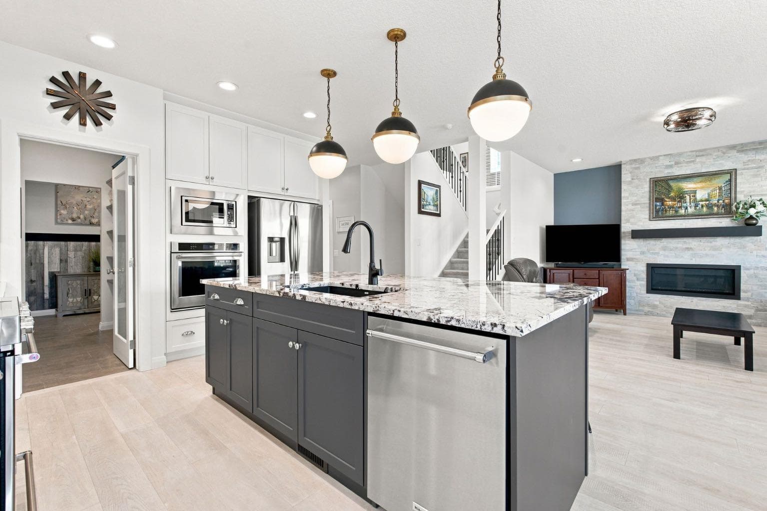 218 Boulder Creek Place 