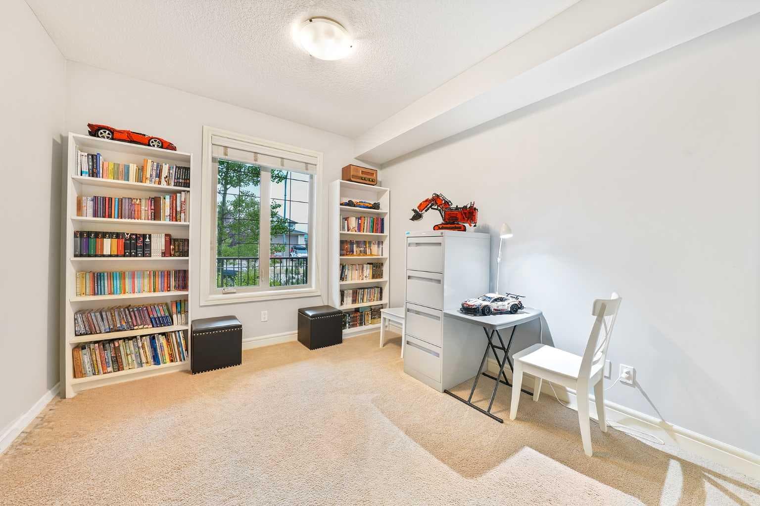 3104, 15 Sunset Square 