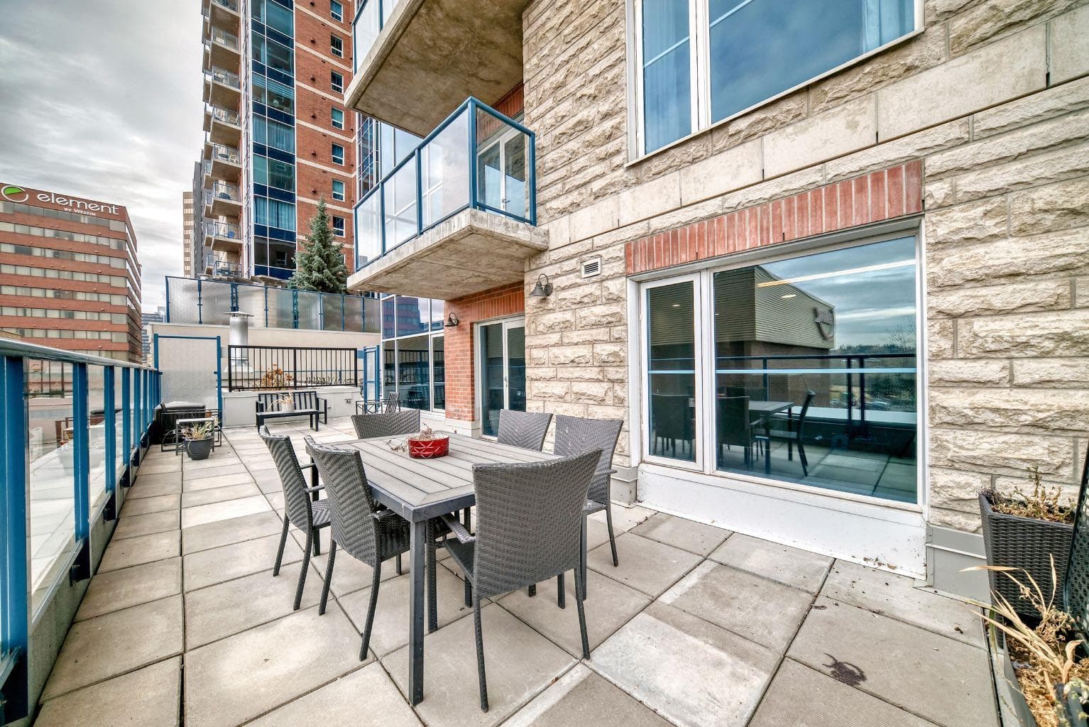 503, 922 5 Avenue SW