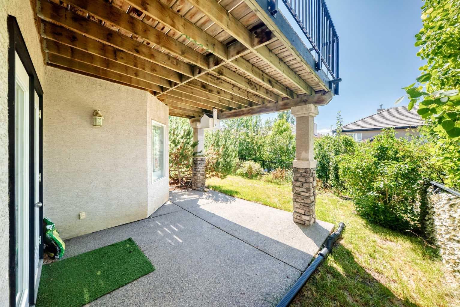 35 Arbour Vista Way NW
