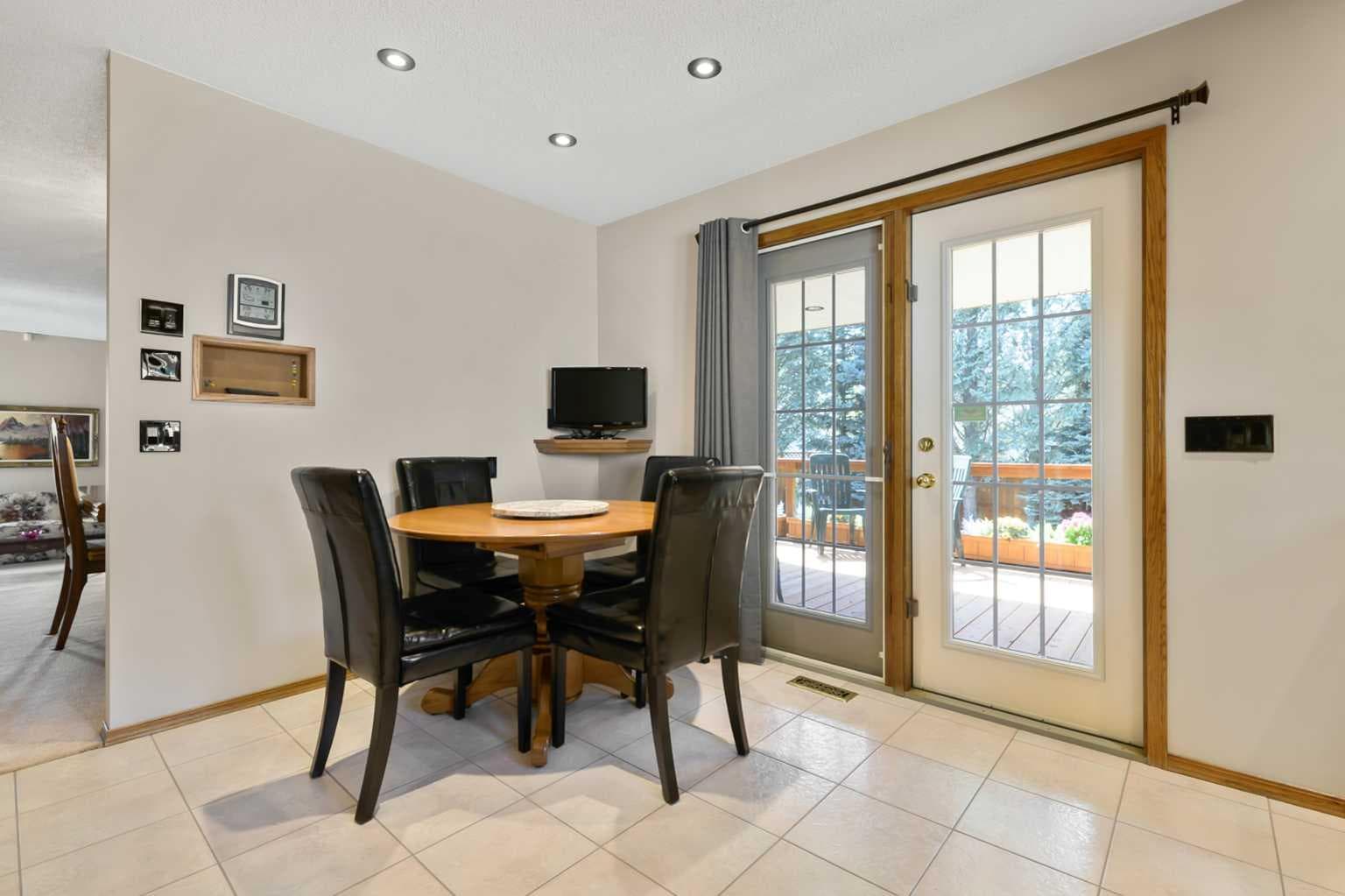 308 Canniff Place SW