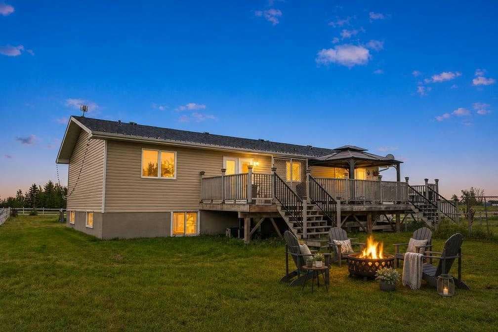270092 Glenmore Trail 