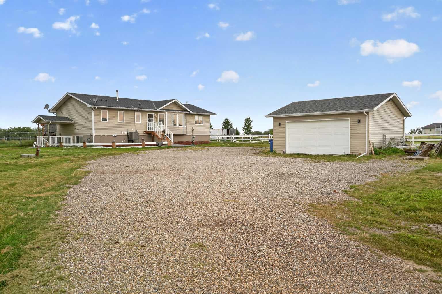 270092 Glenmore Trail 