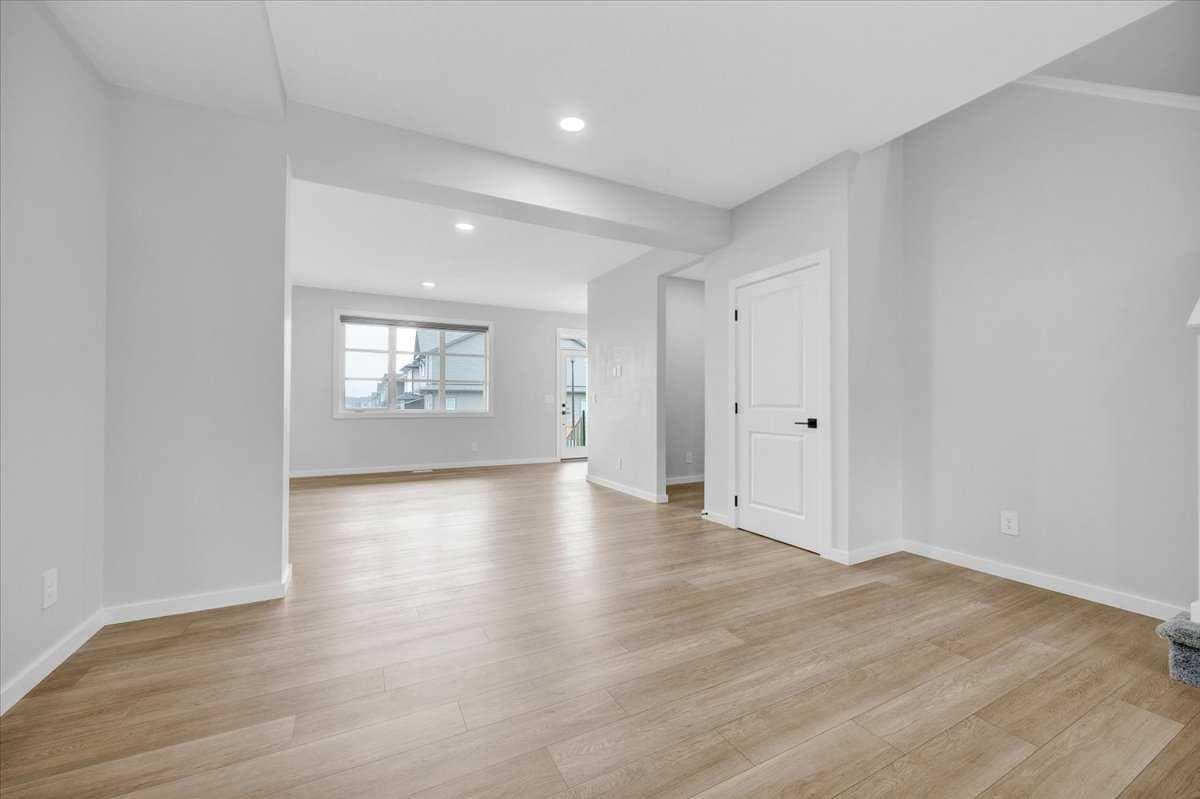 112 Langwell Common SE