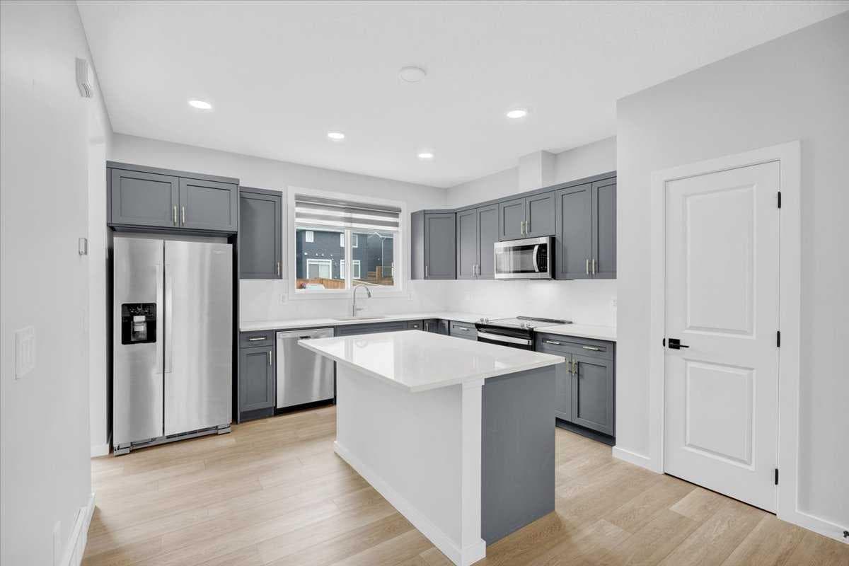 112 Langwell Common SE
