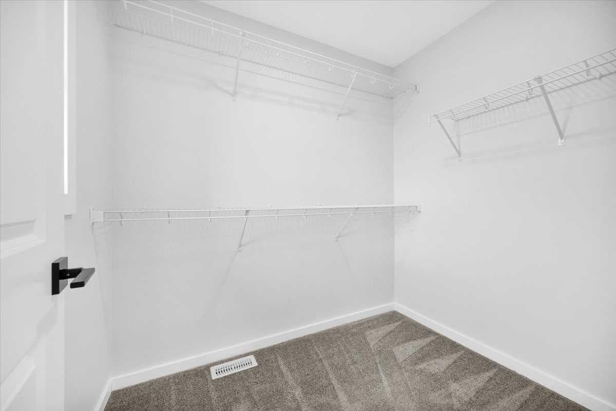 112 Langwell Common SE