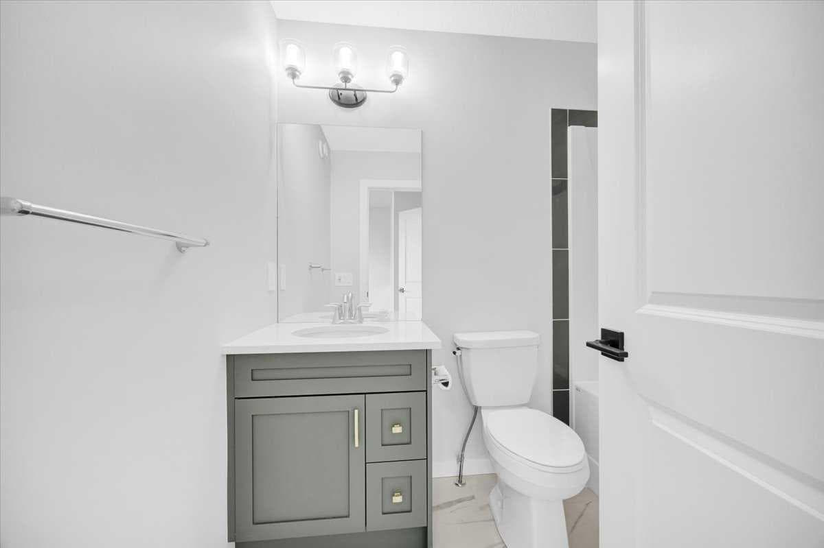 112 Langwell Common SE