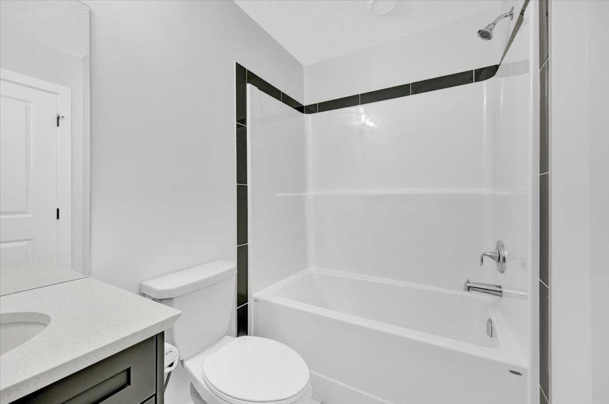 112 Langwell Common SE