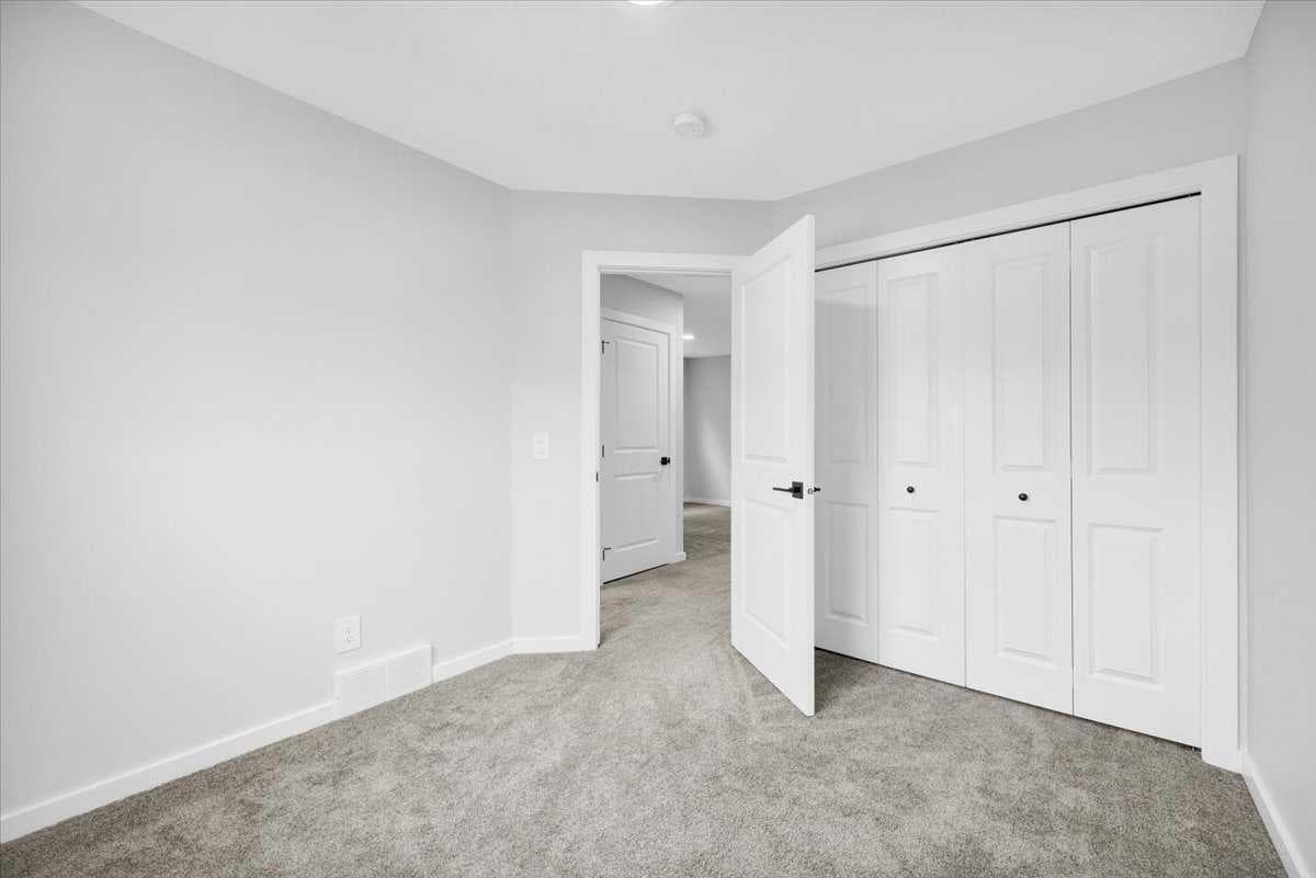 112 Langwell Common SE
