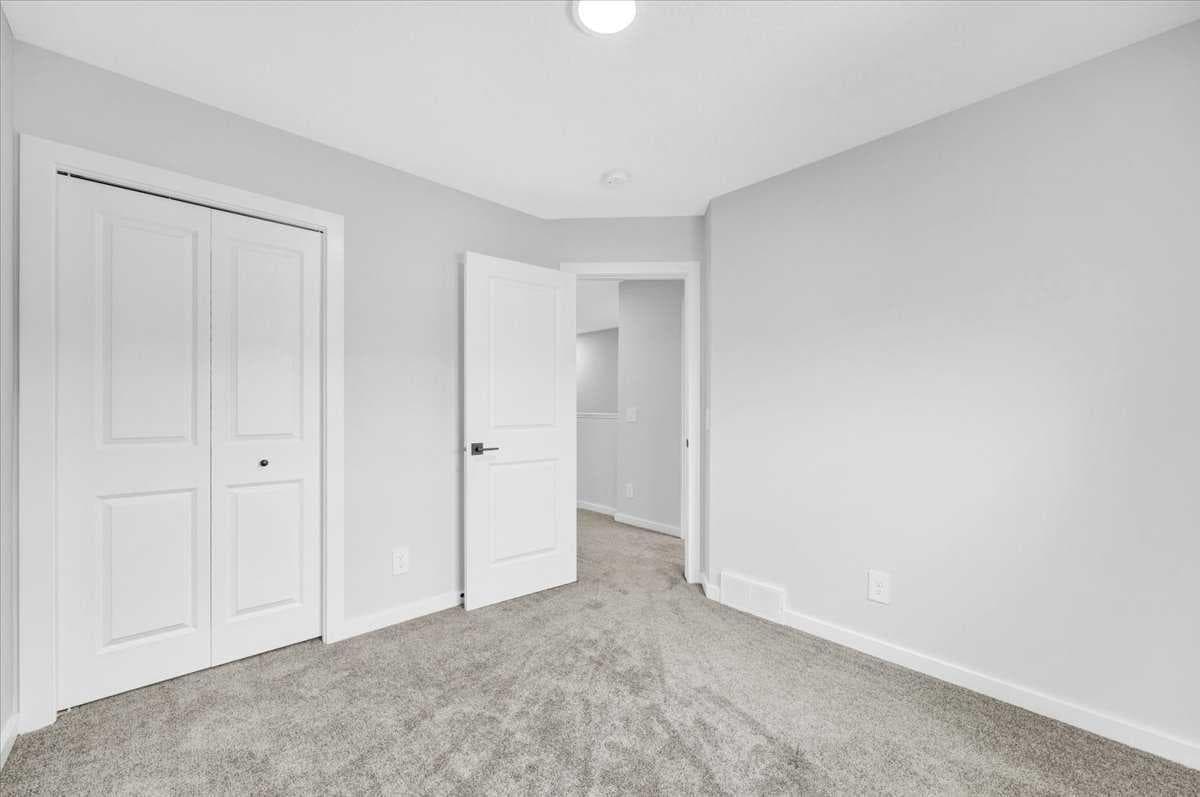 112 Langwell Common SE
