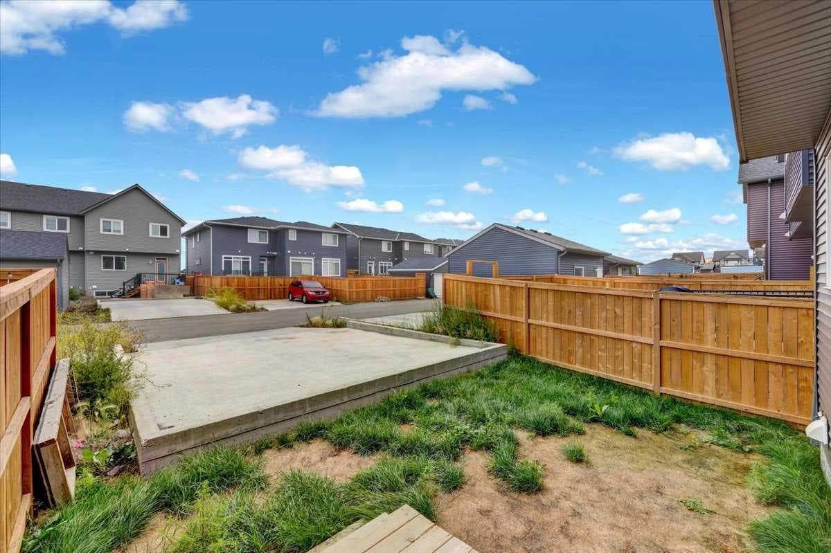 112 Langwell Common SE