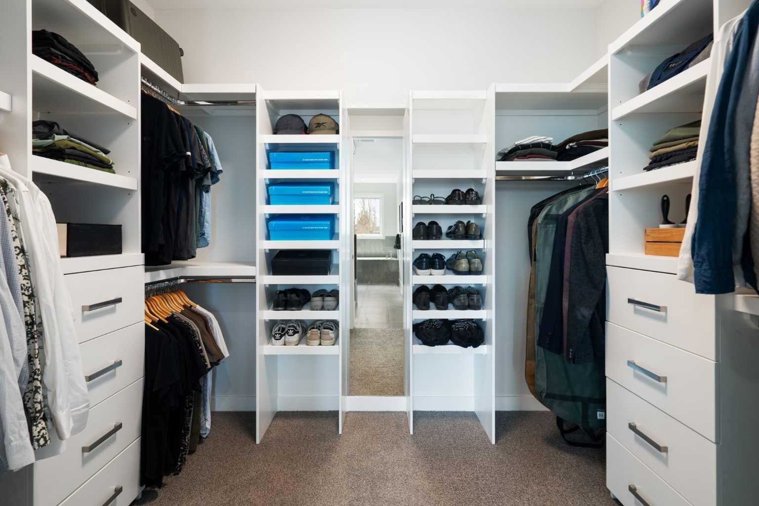 1141 Renfrew Drive NE