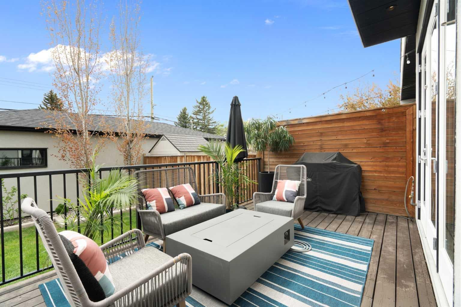 1141 Renfrew Drive NE