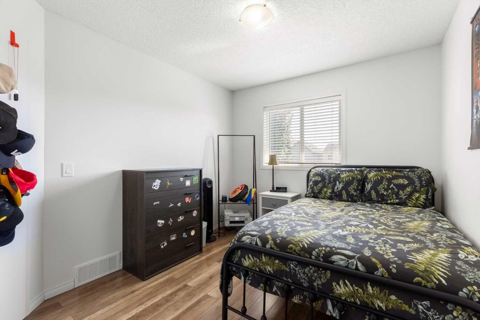 17 Auburn Bay View SE
