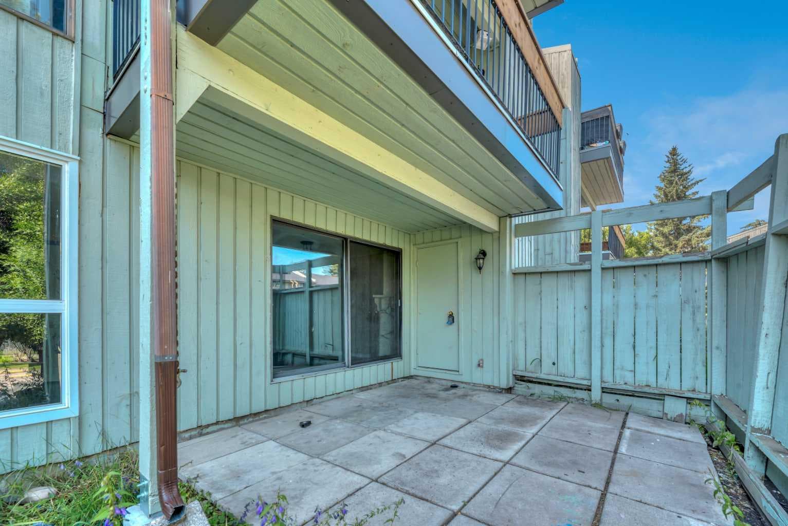 111, 10120 Brookpark Boulevard SW
