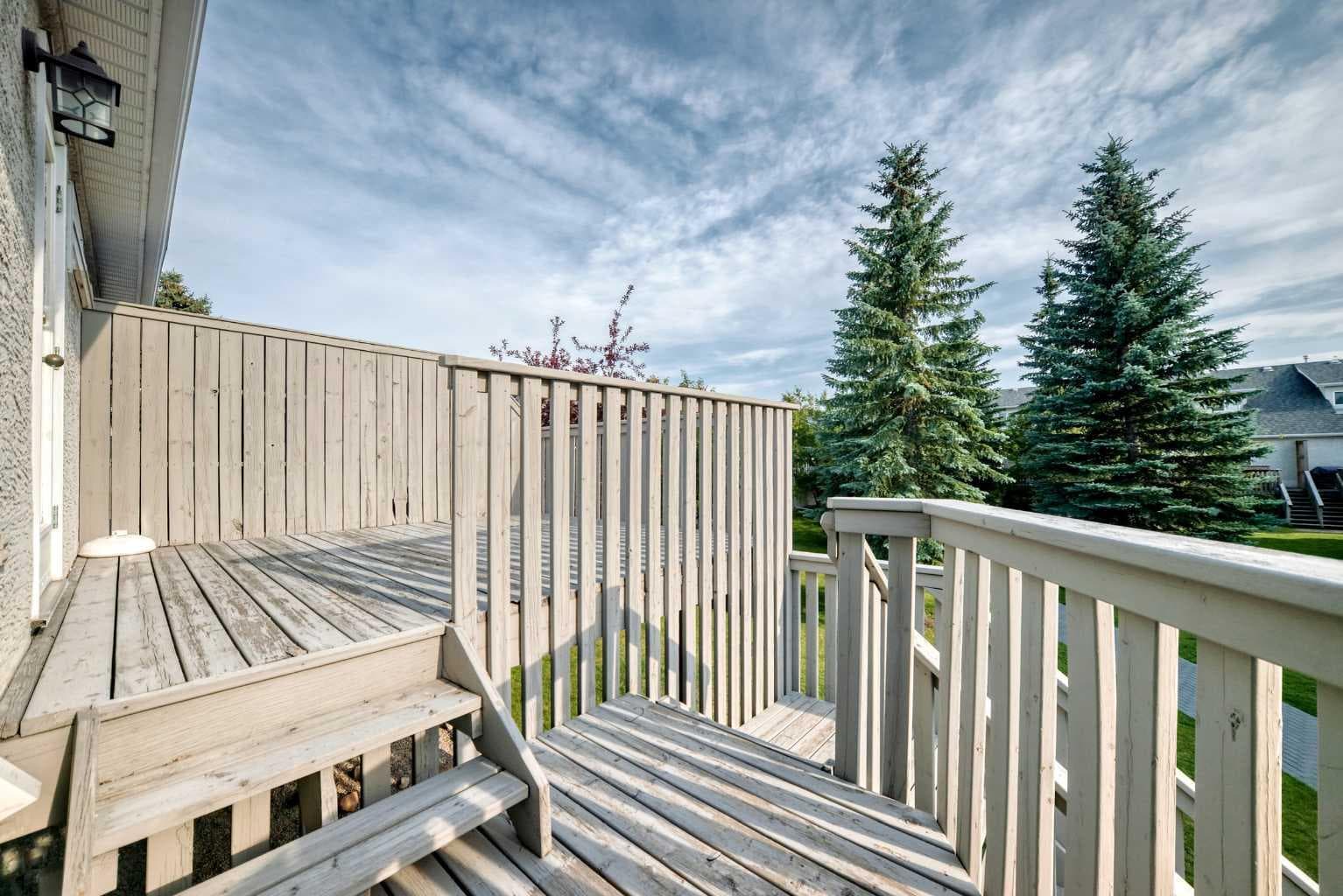 23 Sunlake Gardens SE