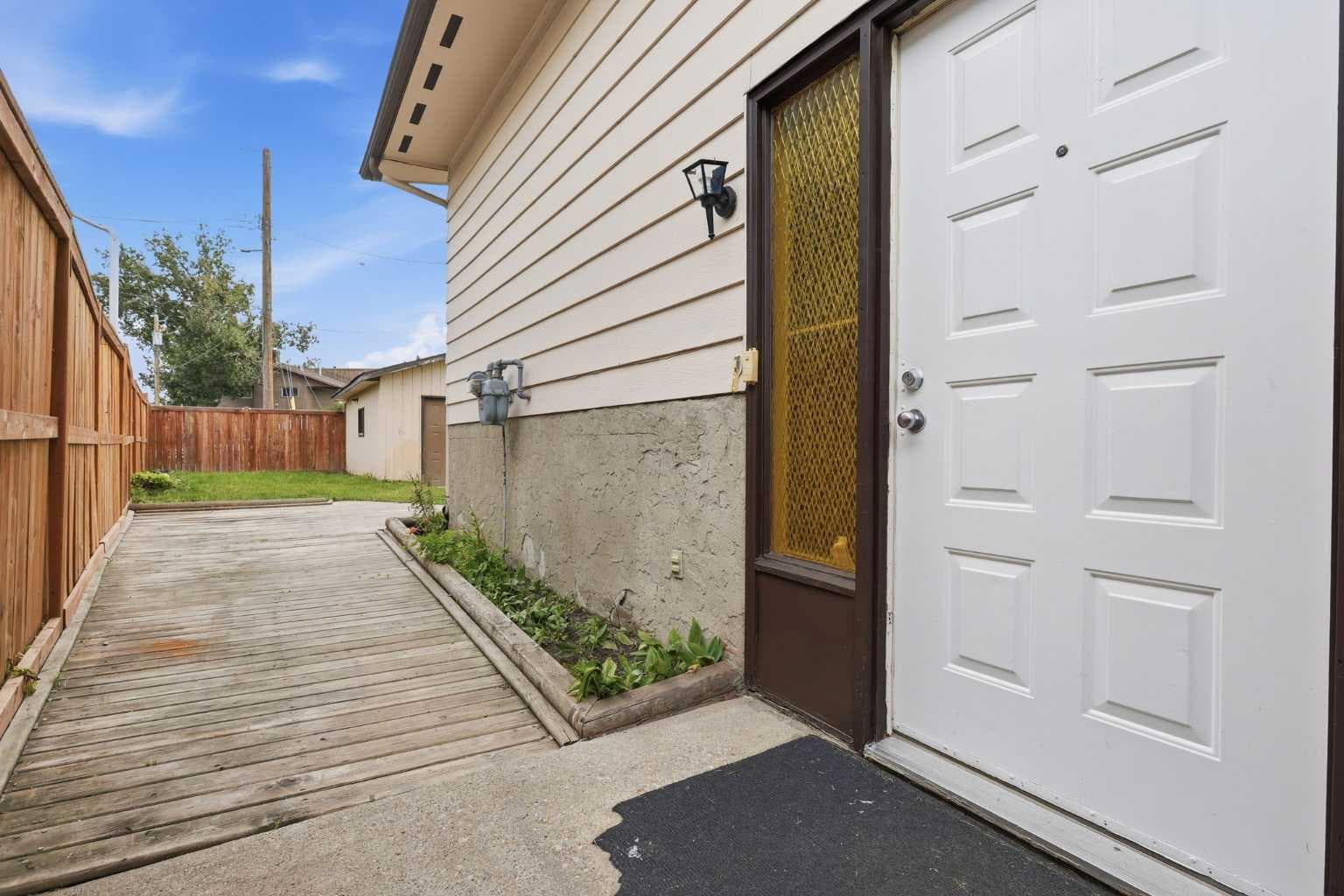 15 Doverville Way SE