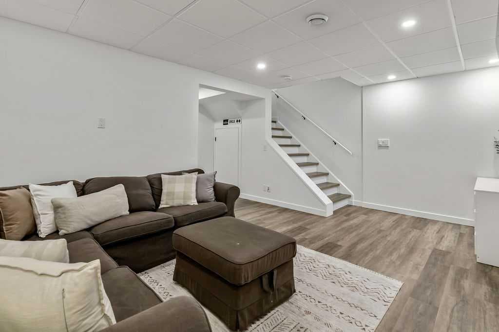 161 Woodborough Terrace SW