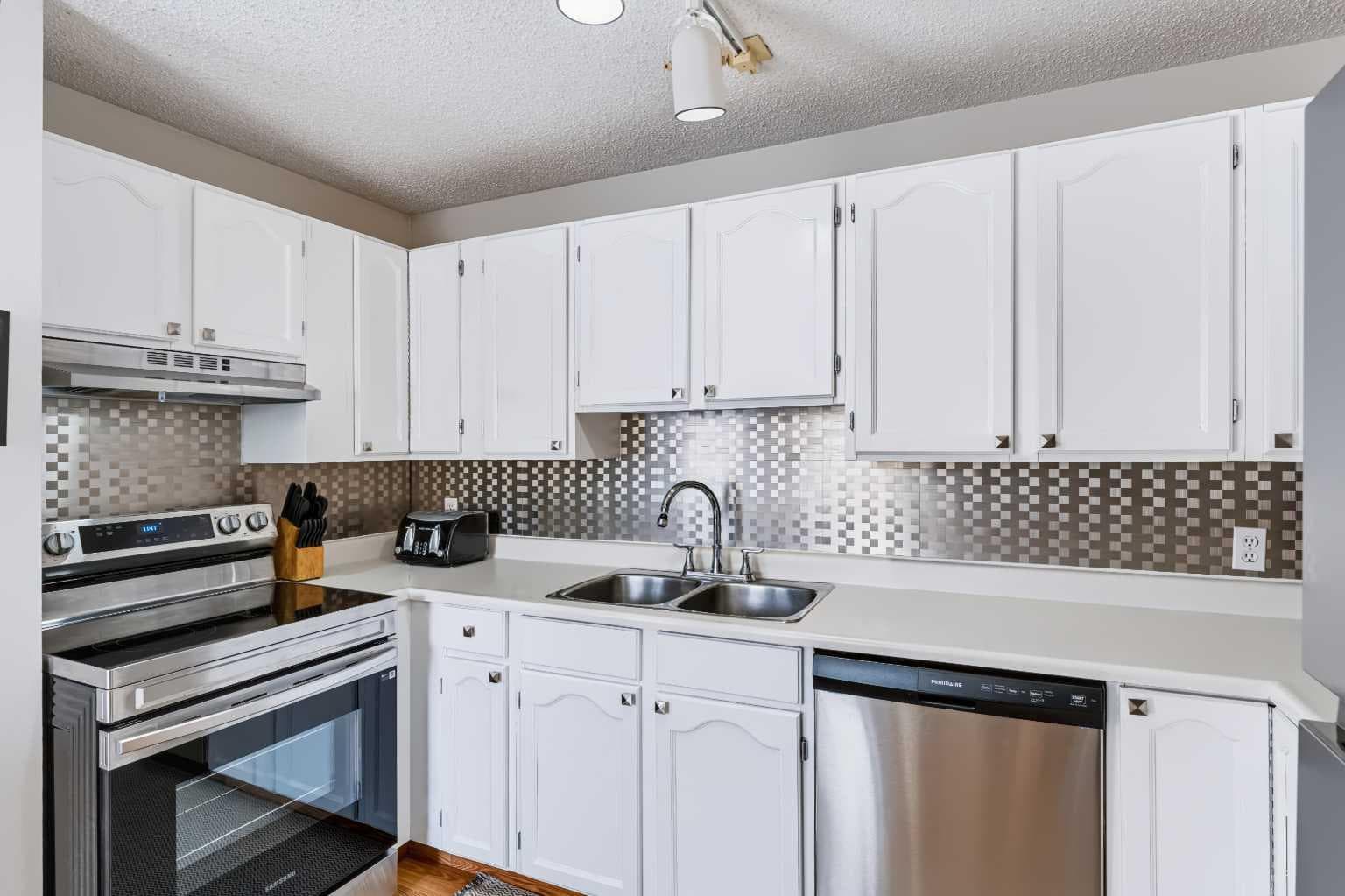 108 Falshire Terrace NE