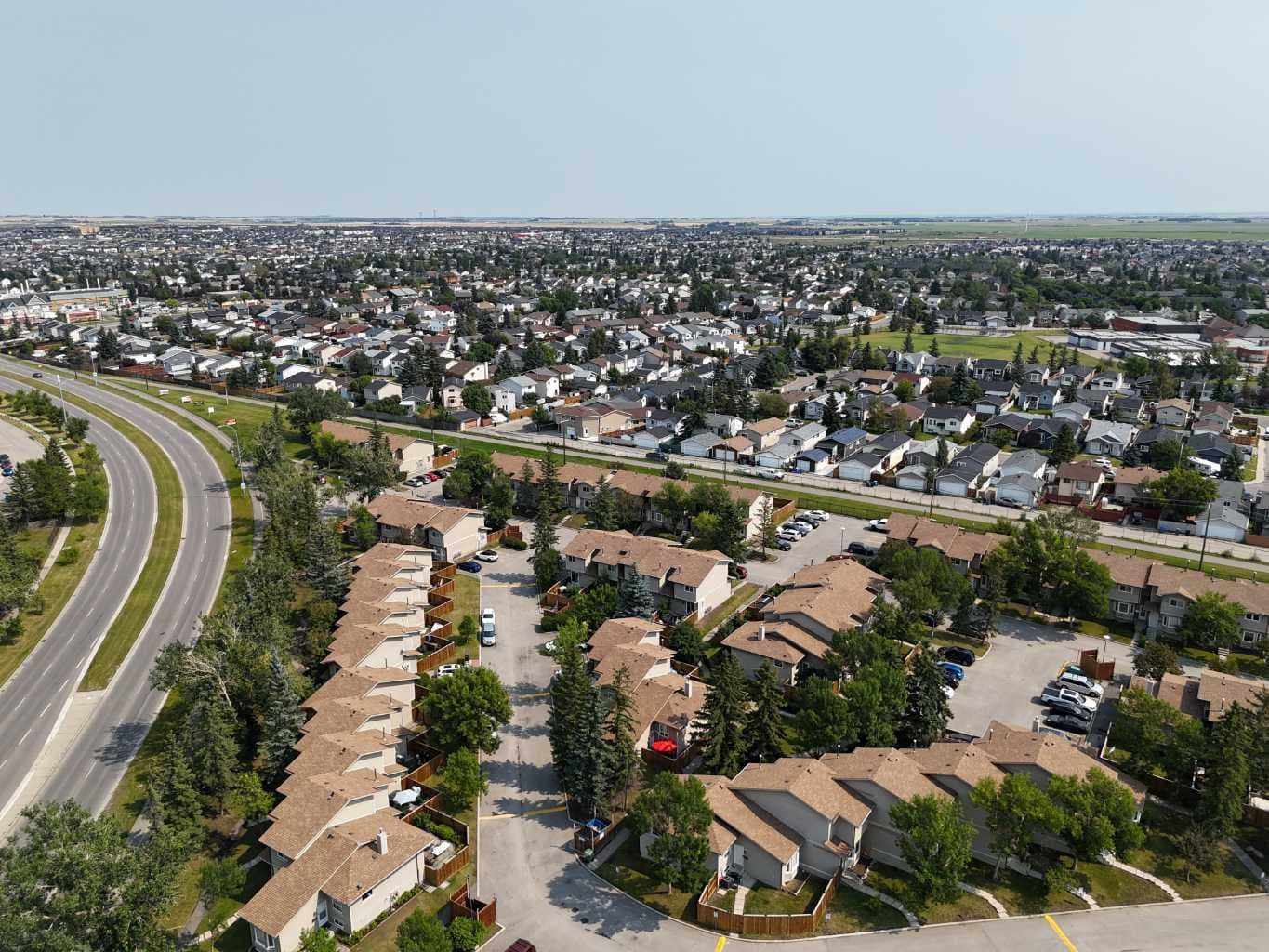 108 Falshire Terrace NE