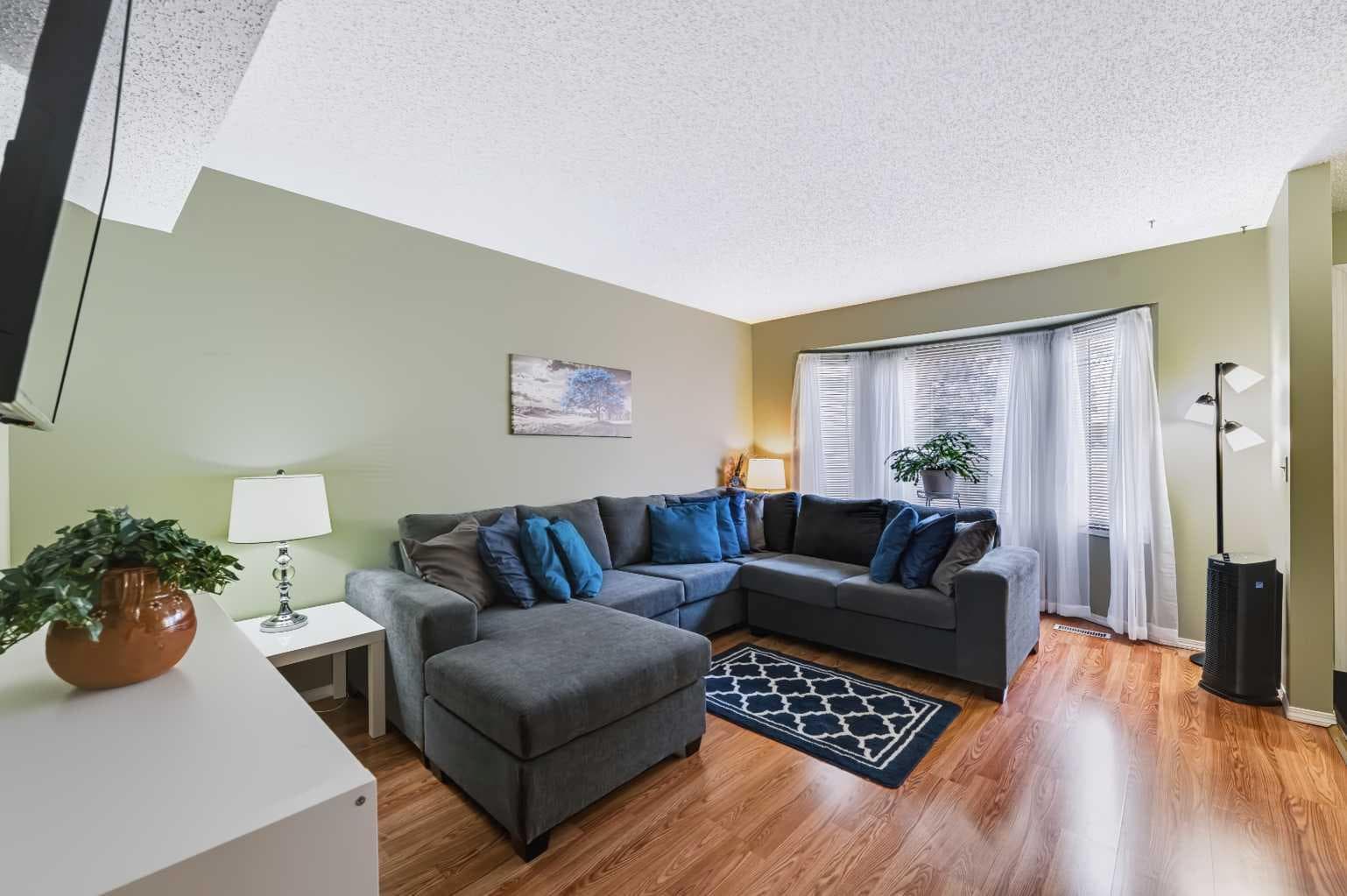 108 Falshire Terrace NE