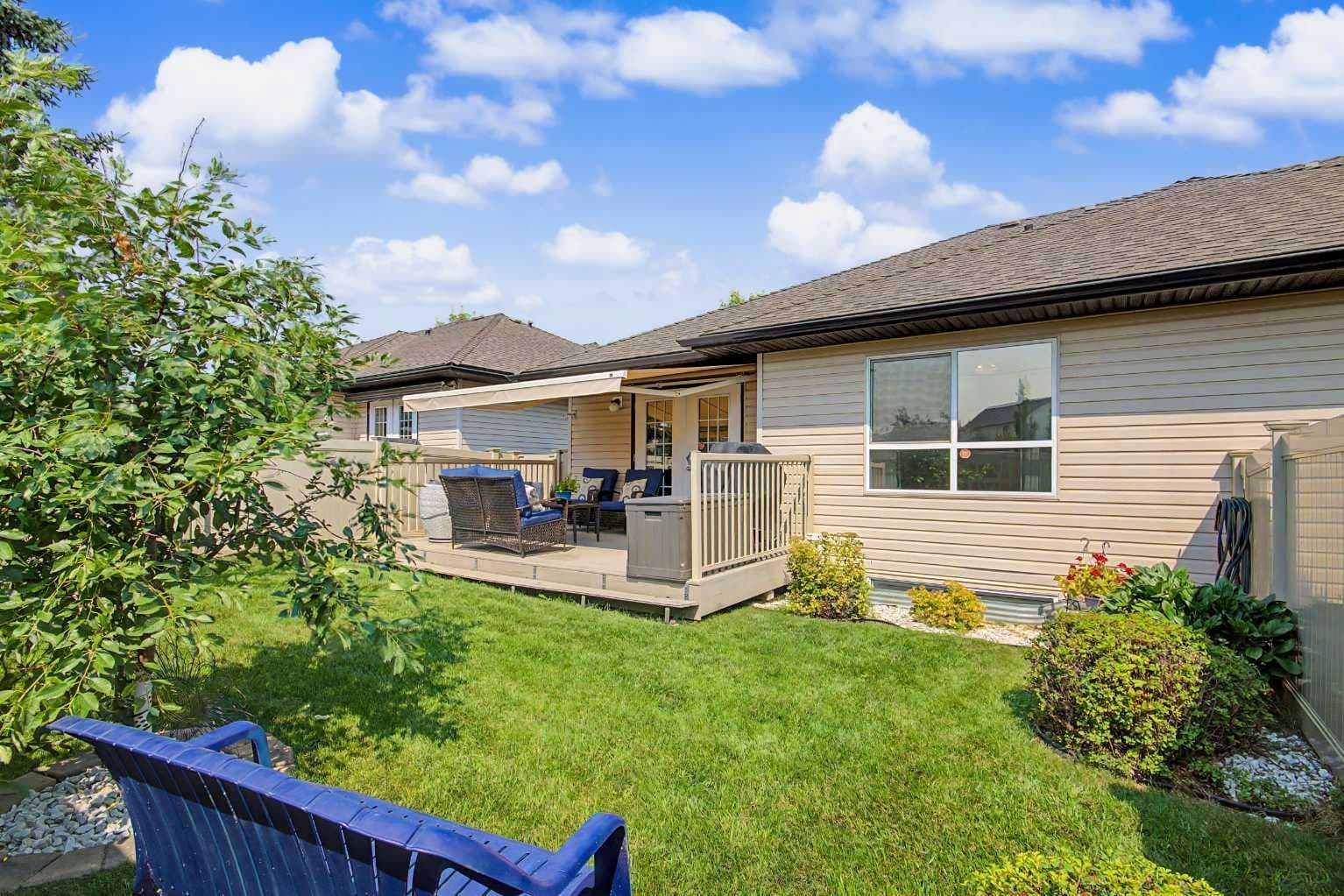 12, 103 Fairways Drive NW