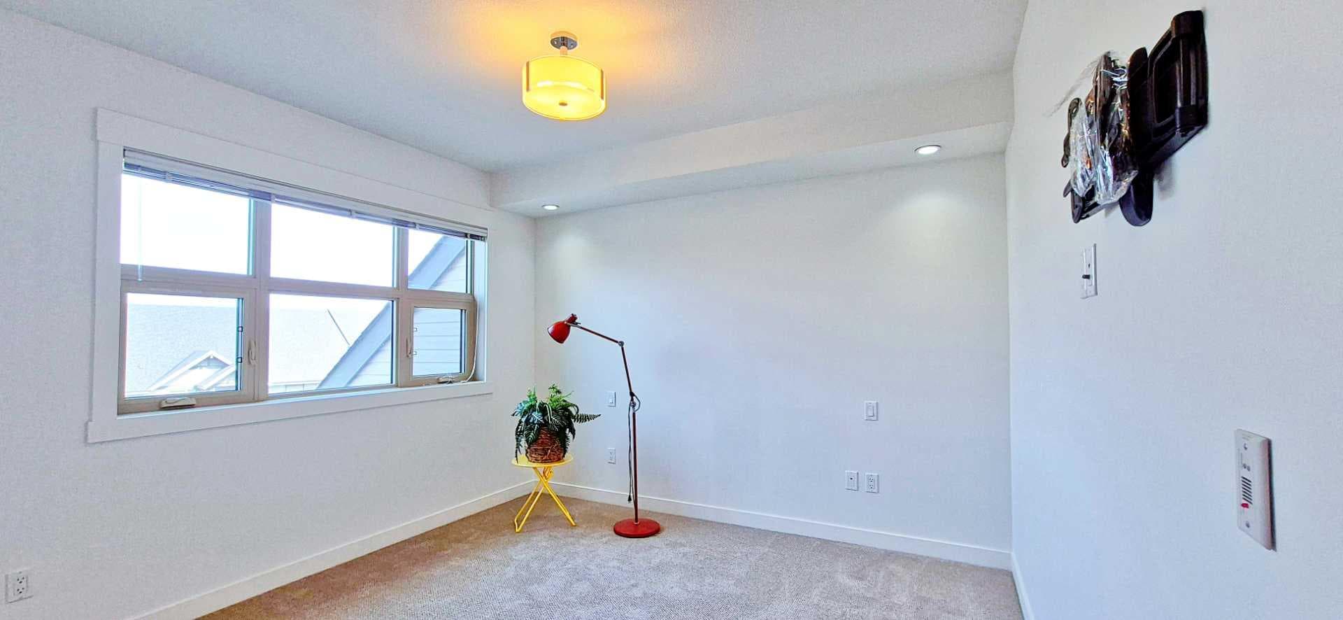 206, 15 ASPENMONT Heights SW