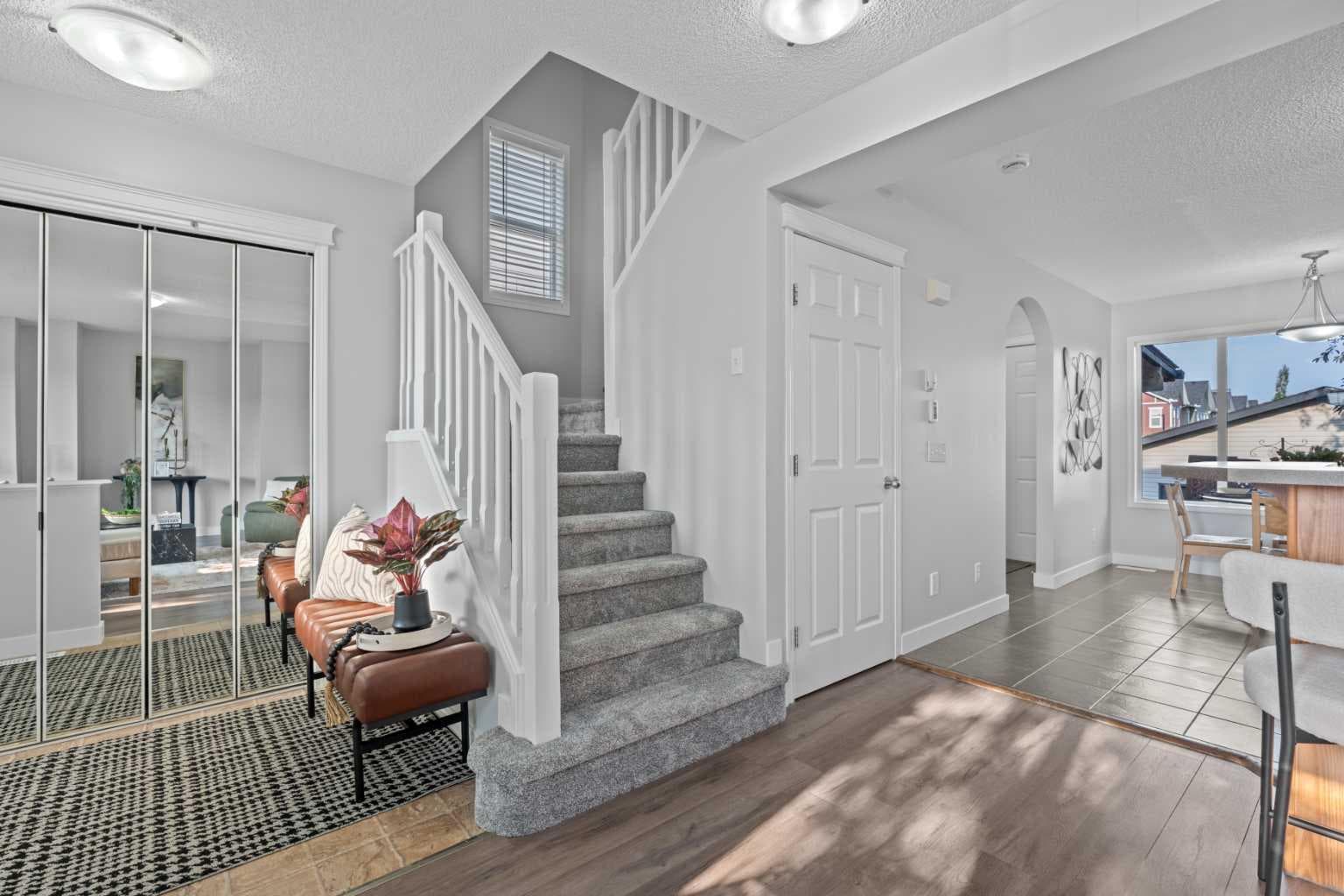 352 Sagewood Park SW