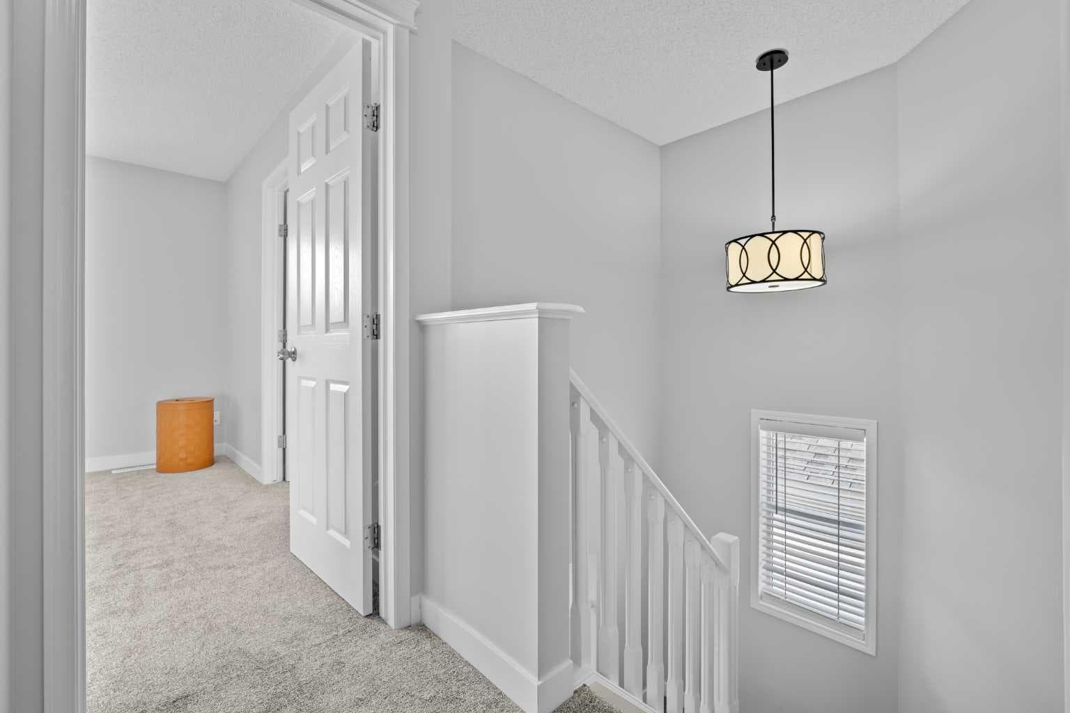 352 Sagewood Park SW