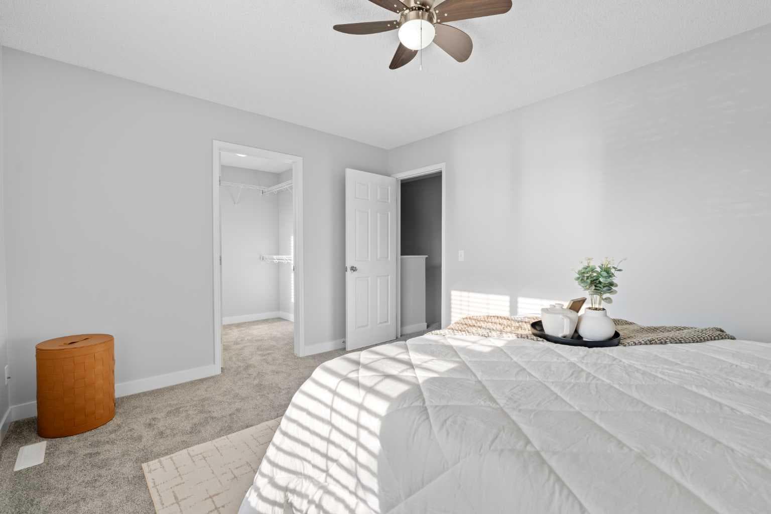 352 Sagewood Park SW