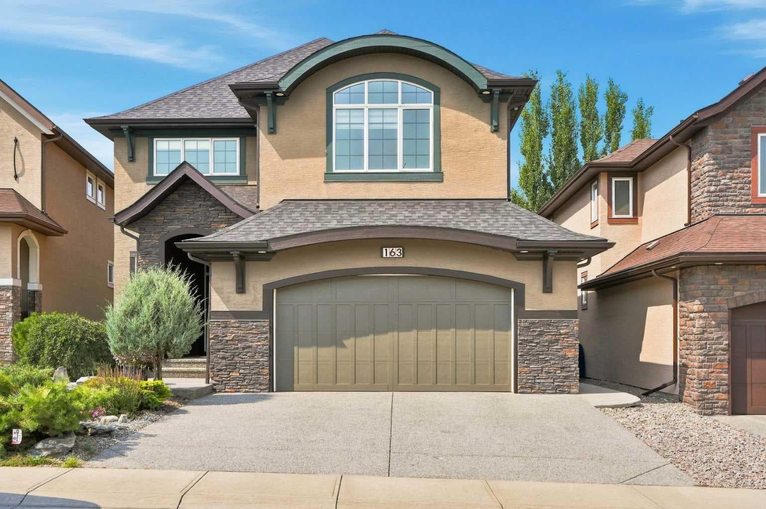 163 Cranarch Circle SE