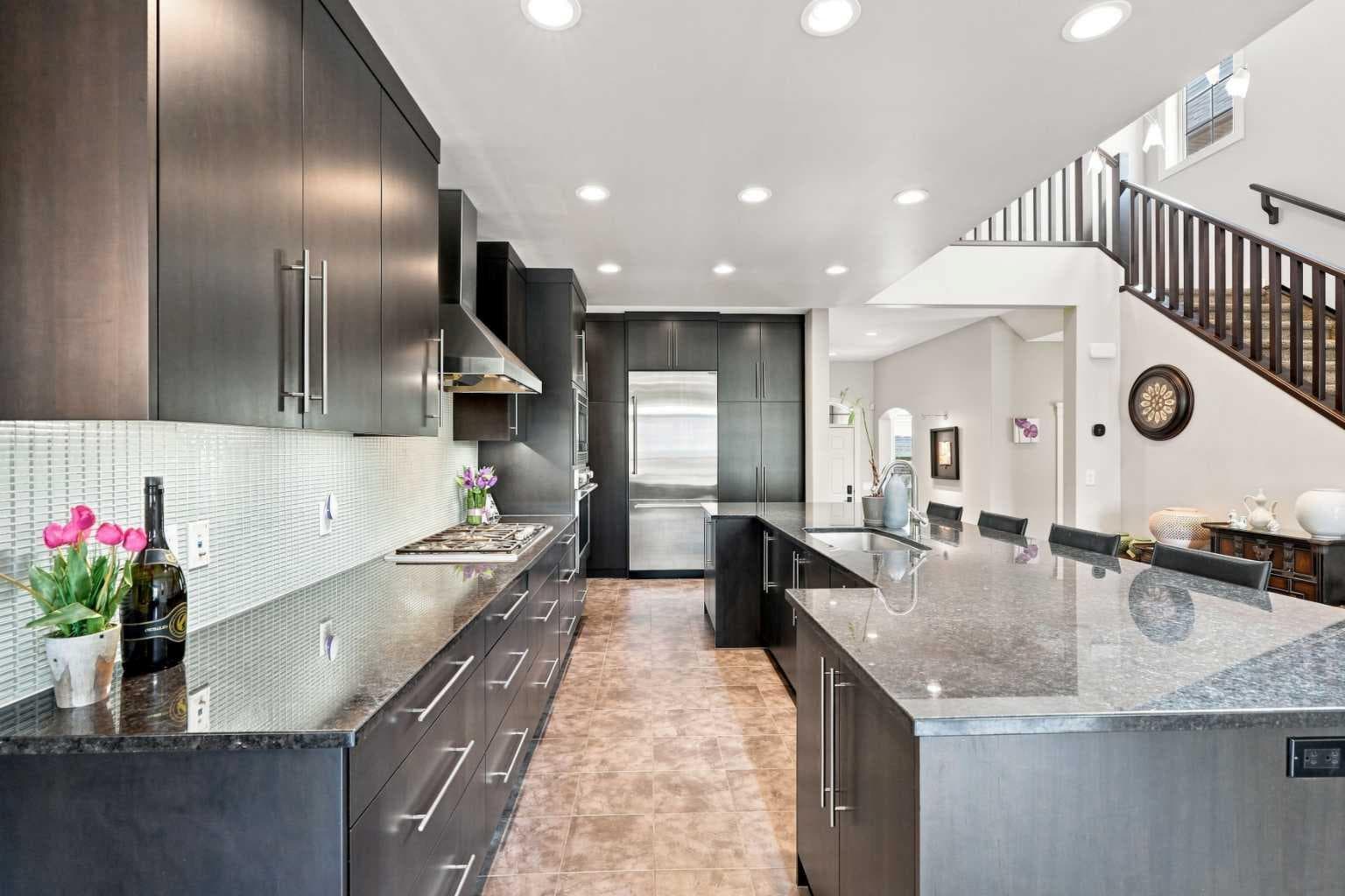 163 Cranarch Circle SE