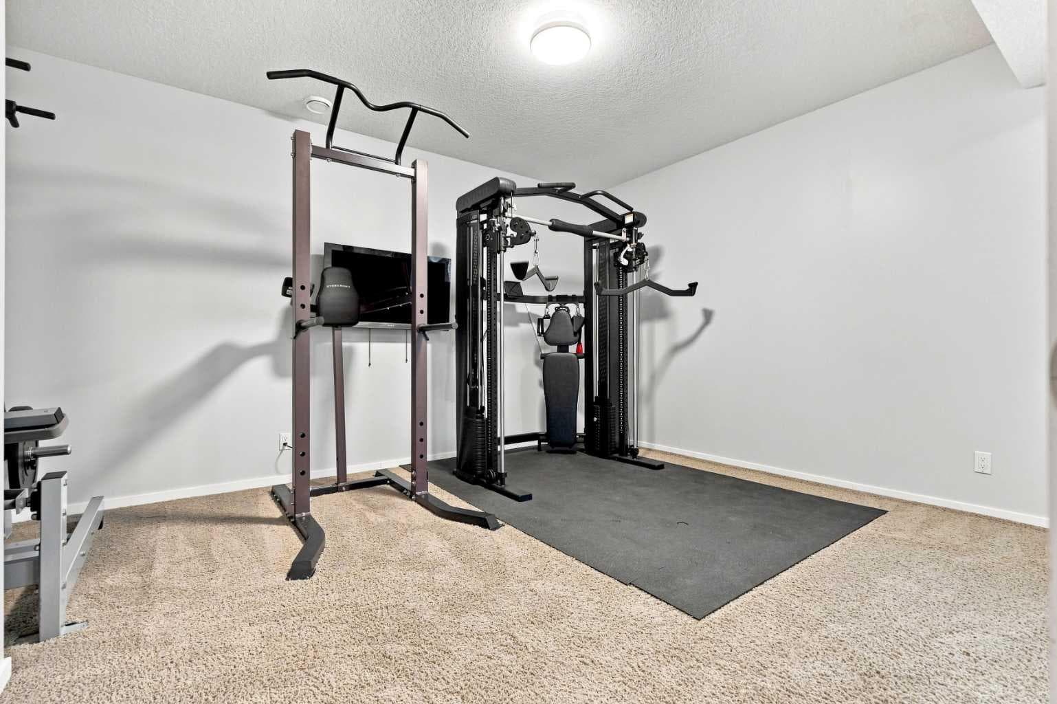 163 Cranarch Circle SE
