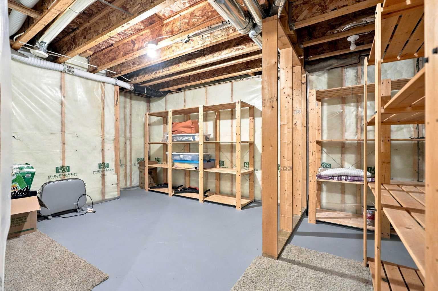 163 Cranarch Circle SE