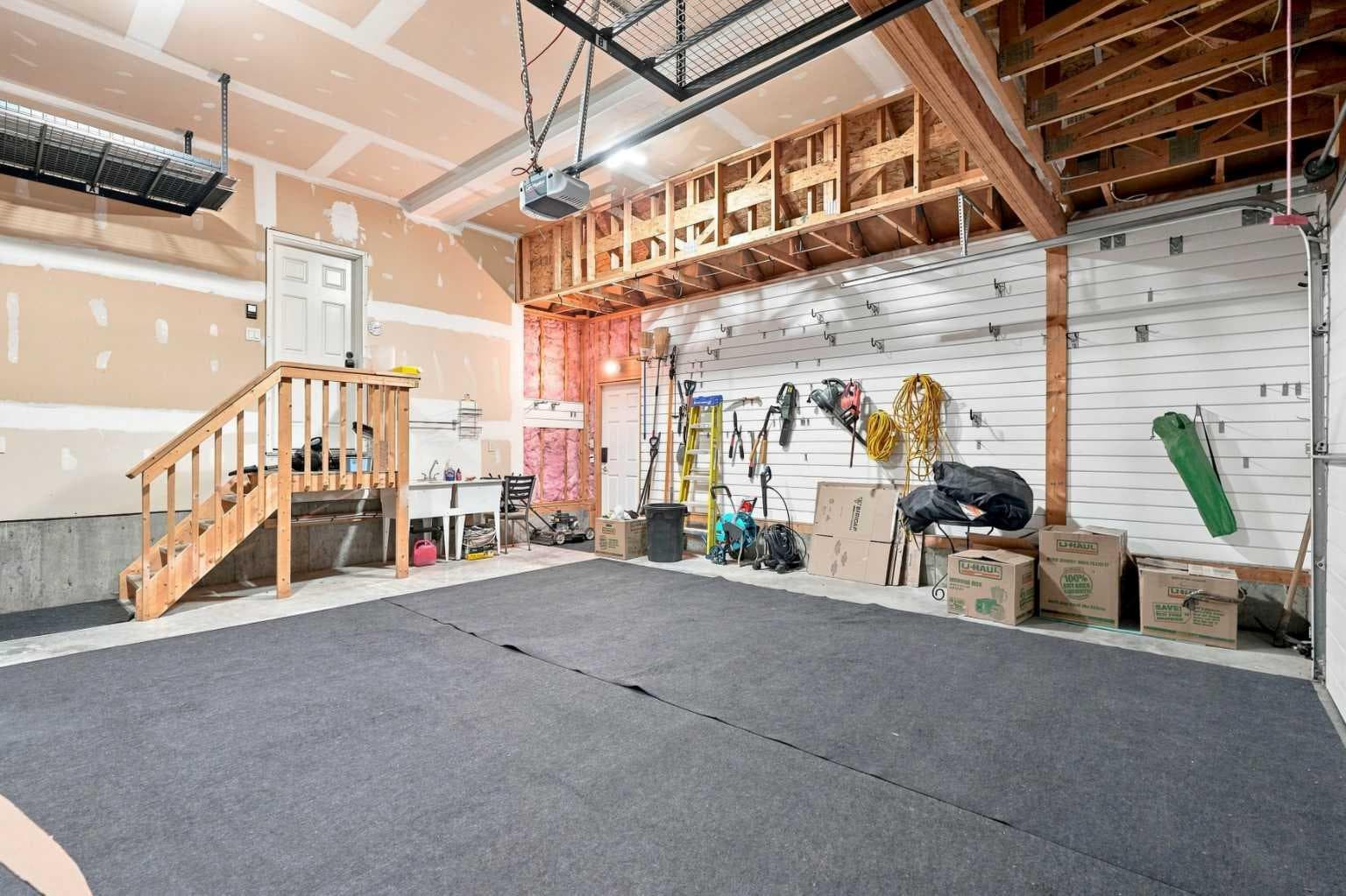 163 Cranarch Circle SE