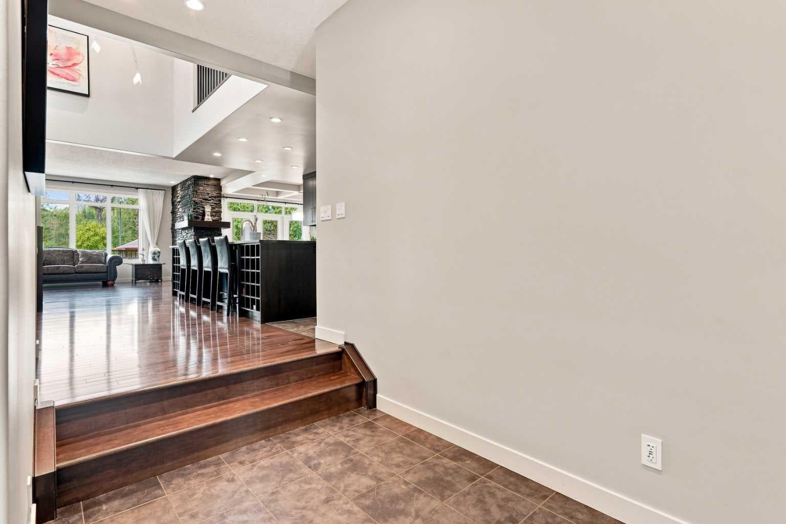 163 Cranarch Circle SE