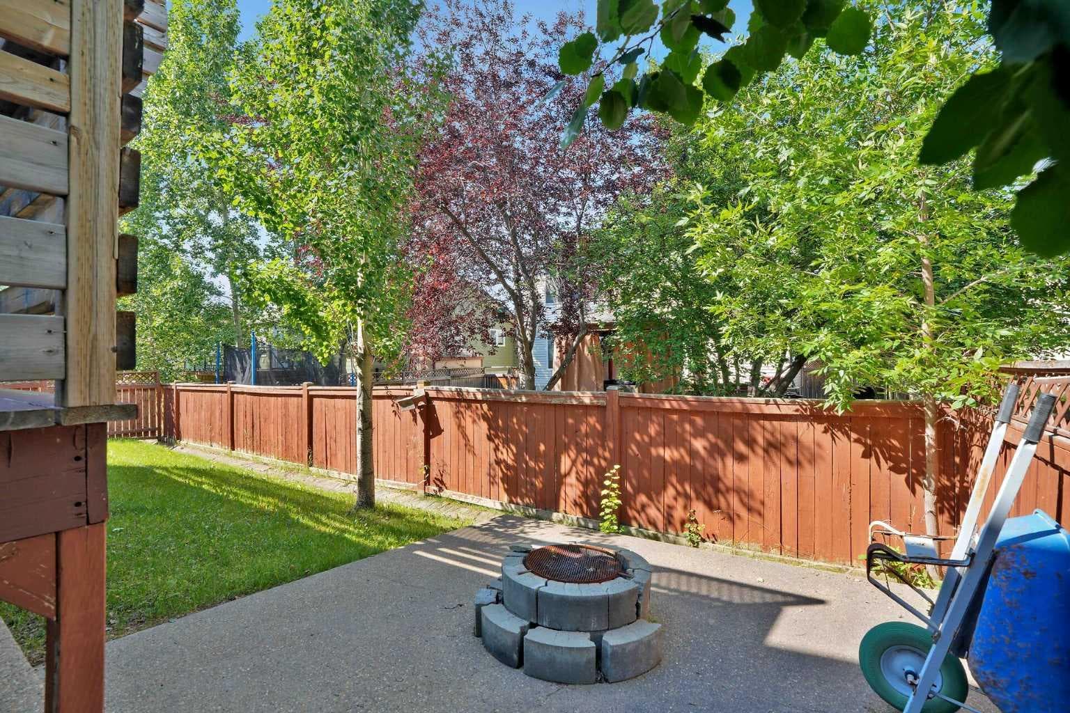 62 West Mitford Crescent 