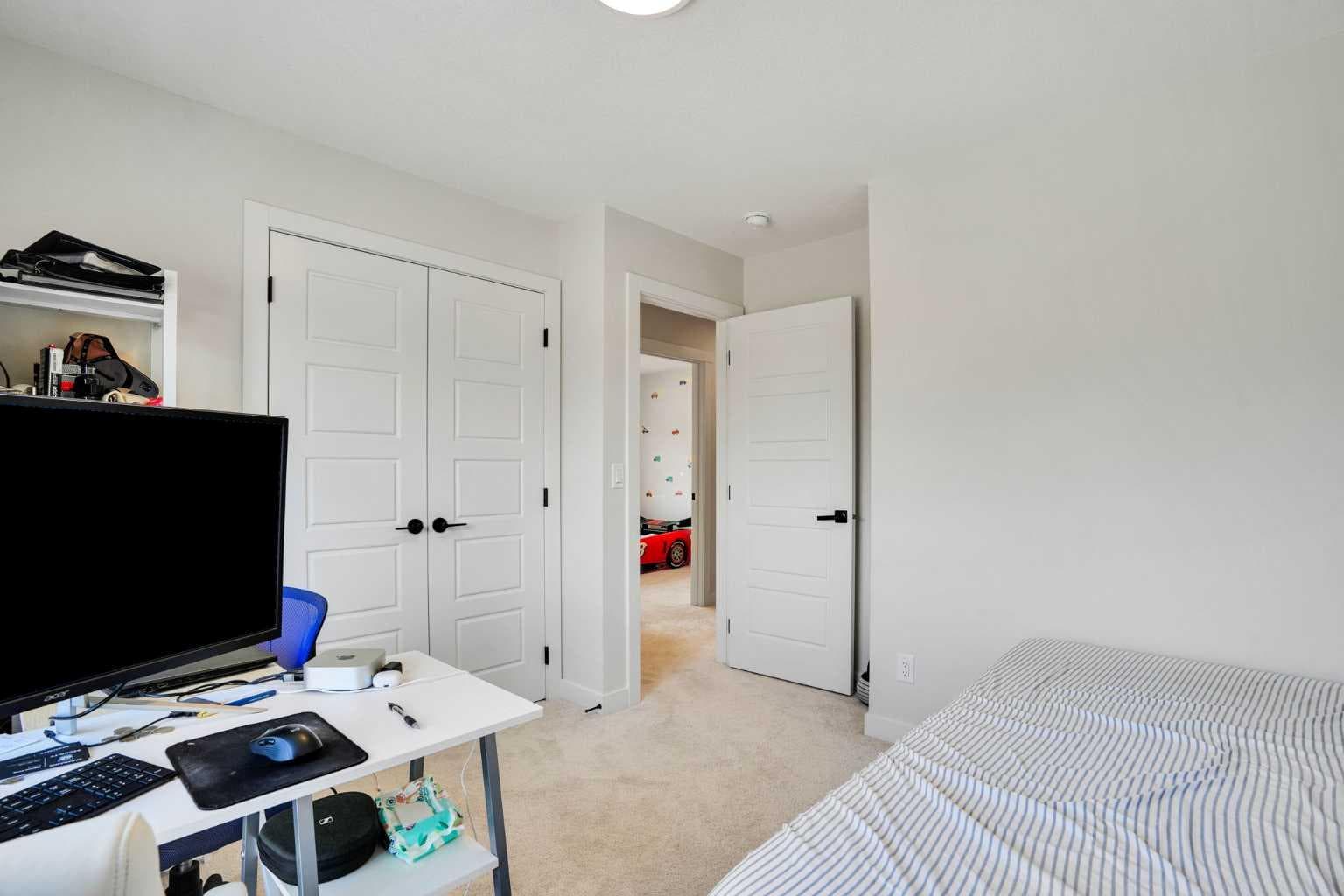 101 Wolf Hollow Terrace SE
