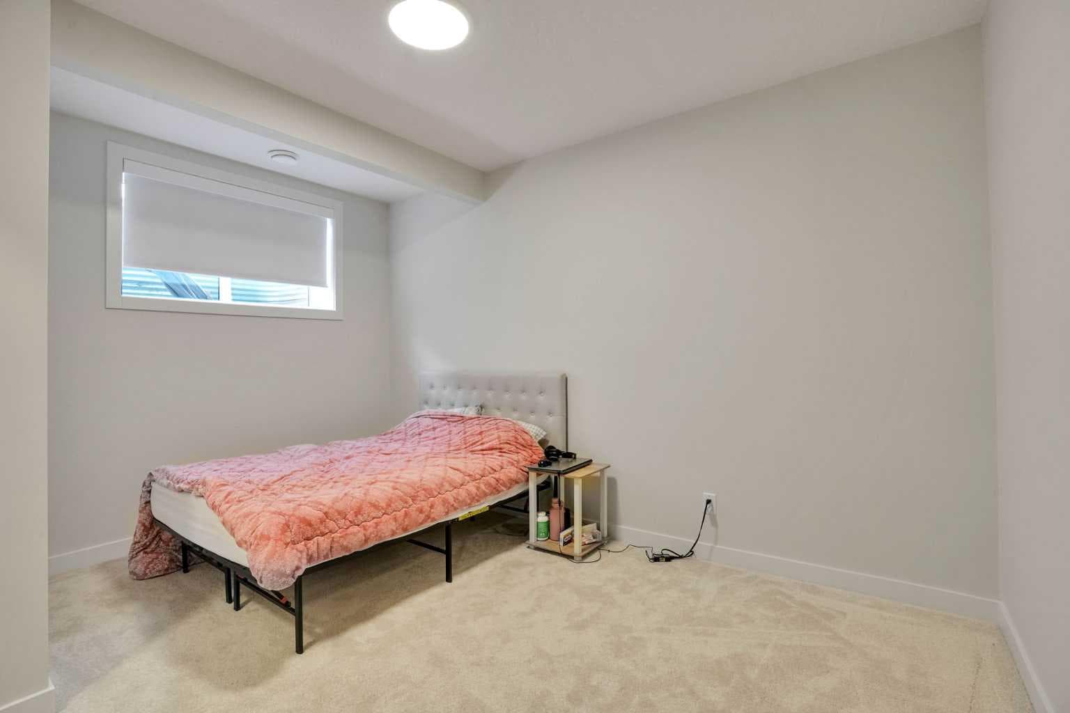 101 Wolf Hollow Terrace SE
