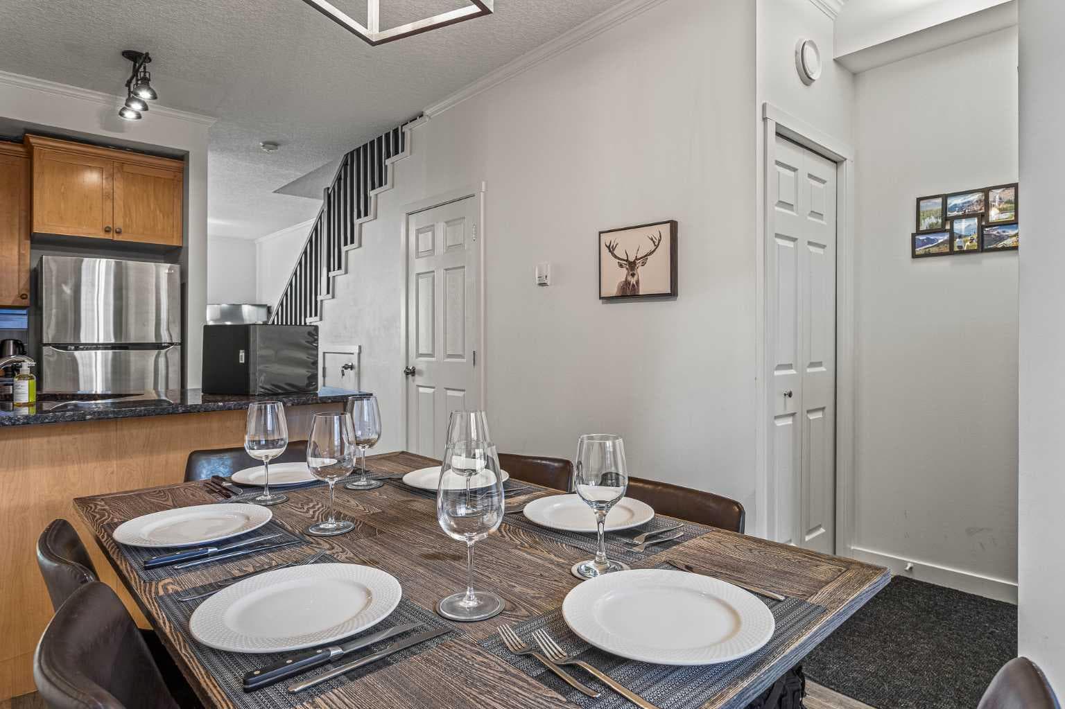 122, 140 Kananaskis Way 