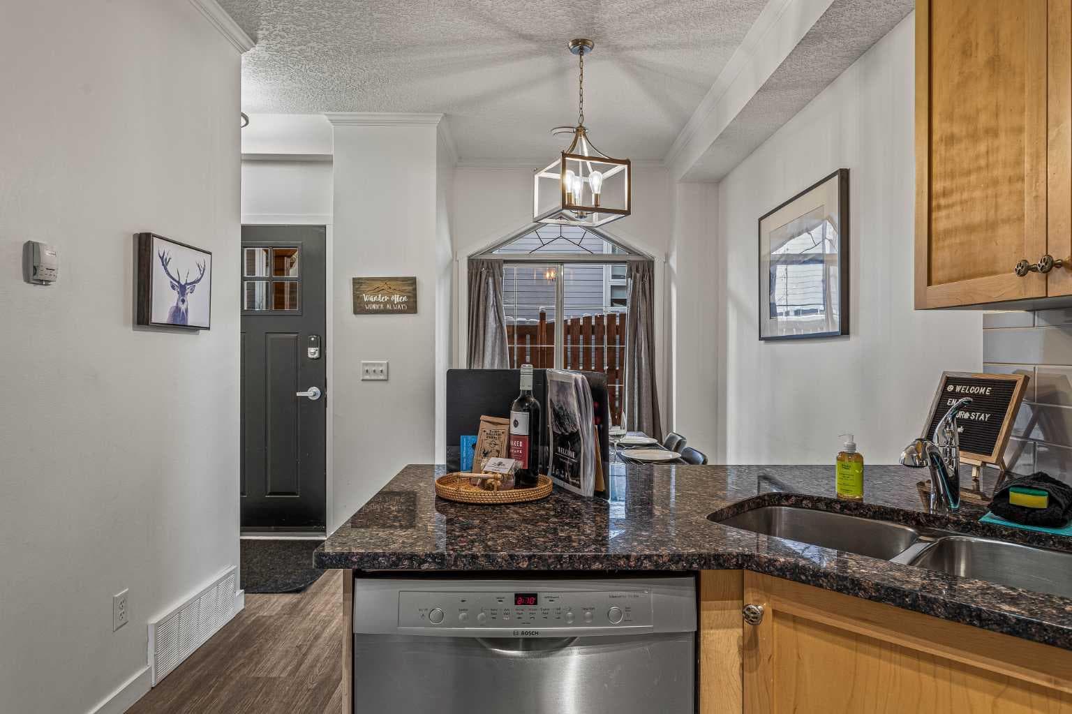 122, 140 Kananaskis Way 